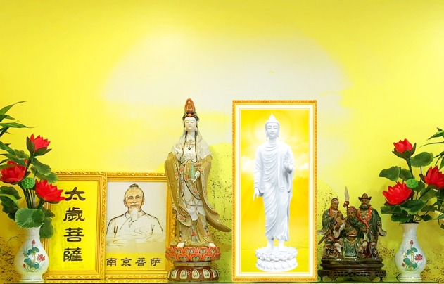 【最新博客发布】2021年11月4日師父最新开示：XL法門法门佛台需供奉释迦牟尼佛